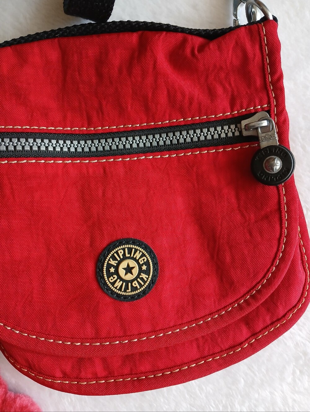 Kipling Mini Bag With Keychain - Picture 2 of 7
